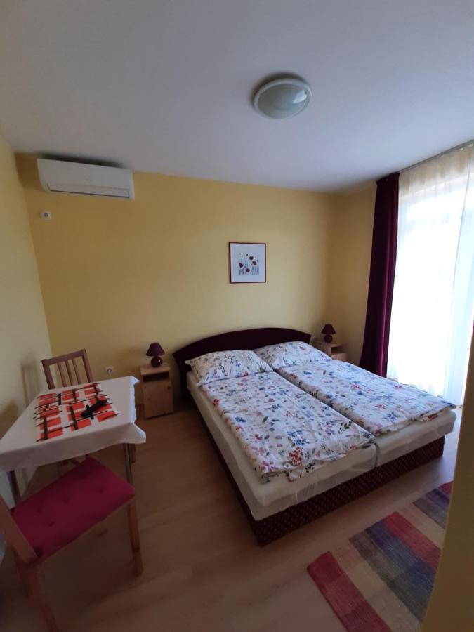 康迪克斯公寓旅馆 Sárvár 外观 照片